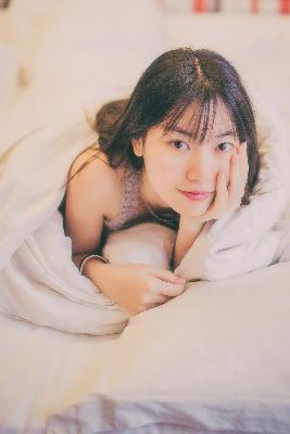 日剧教授对女学生一见钟情